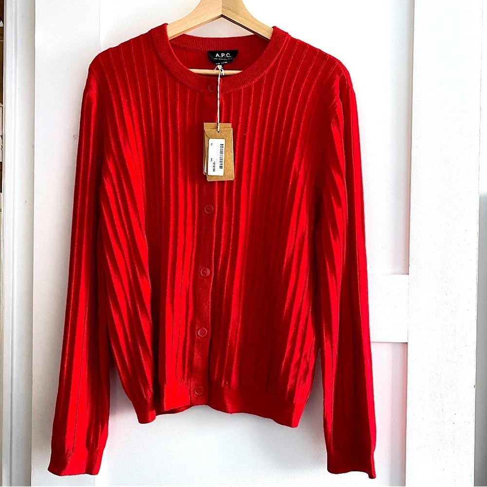 BNWT APC 🍒 cardigan 100% wool ribbed cardigan POP OF RED